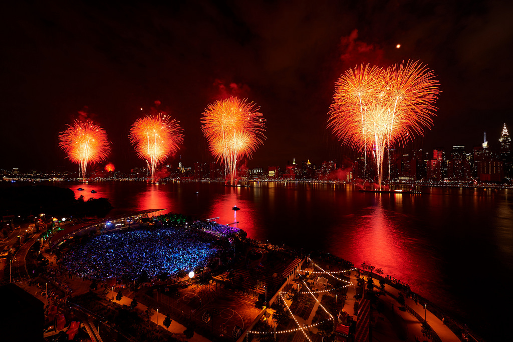 Photo Highlights of the Macy’s July 4th Spectacular