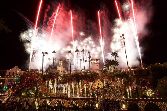 Start your holiday season with a bang!
