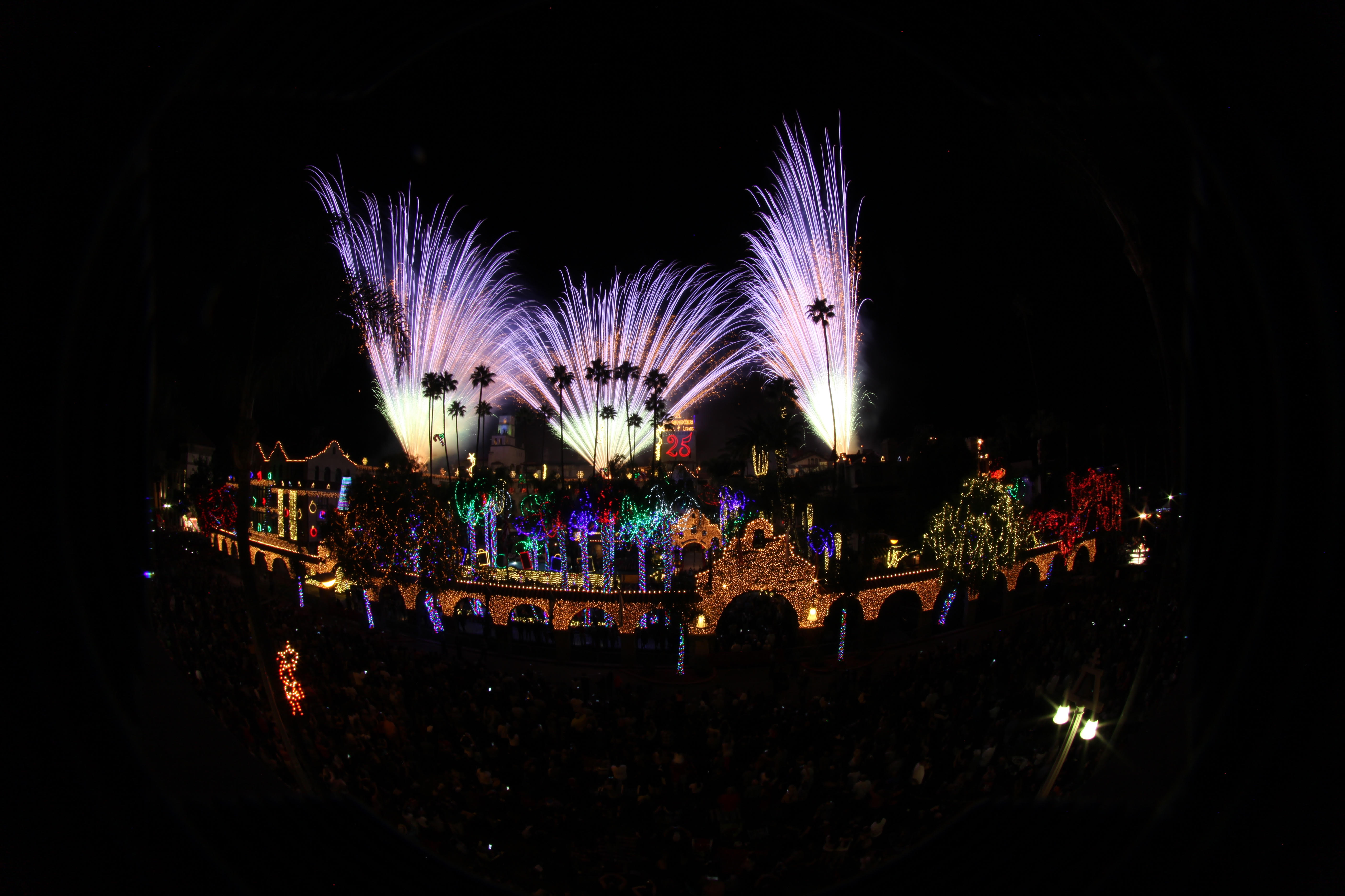 Pyro Spectaculars dazzles this holiday season at the Riverside Festival of Lights!